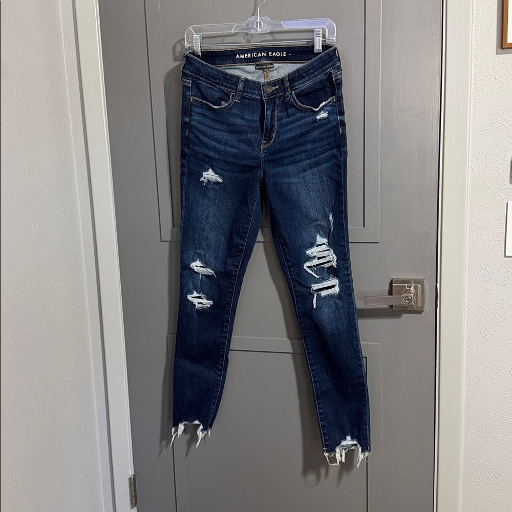 American Eagle Outfitters Women's Distressed Blue Jeans